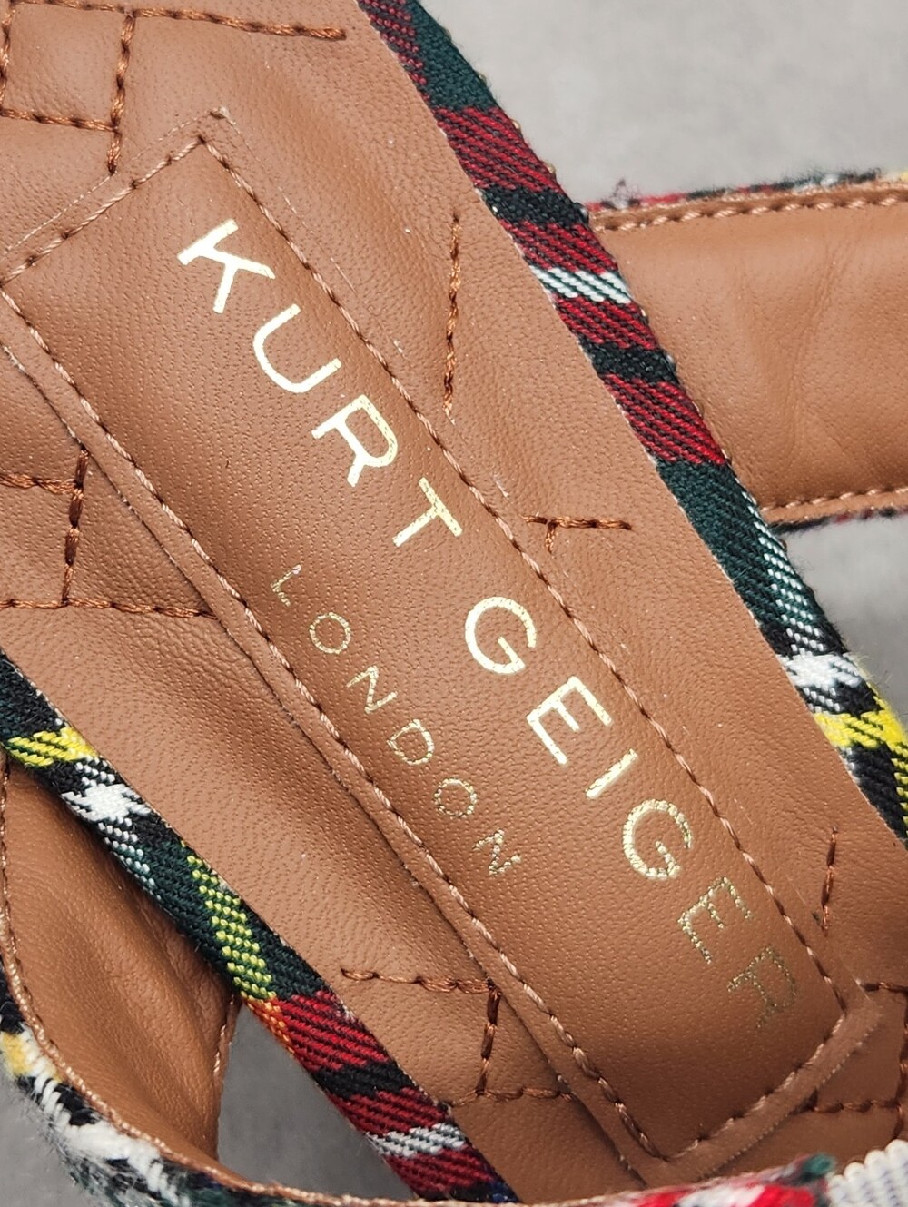 Kurt Geiger Heeled Mules 10 Plaid Mayfair Buckle Chunky Platform Sandal New $245 - Picture 15 of 16
